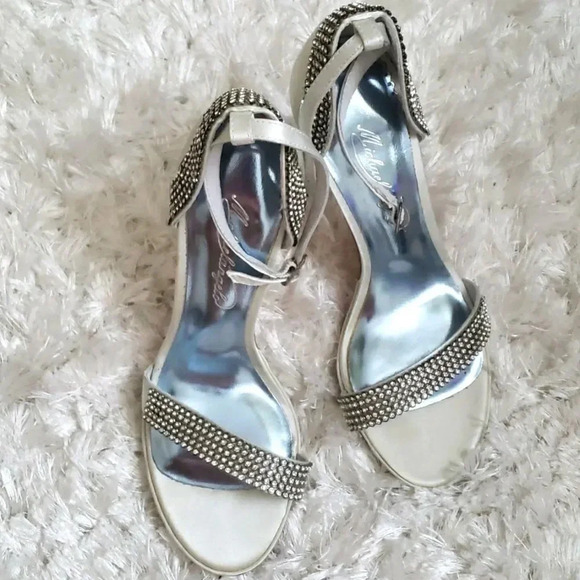 Michaelandelo. Fantastic. Beaded heels size 6 Brand new - Picture 1 of 5